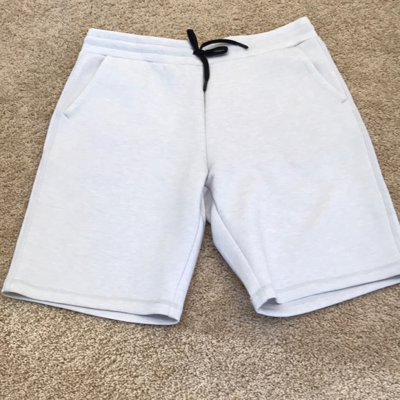 32 degress Heat Other - NWT! Men’s 32 degrees heat Large grey shorts